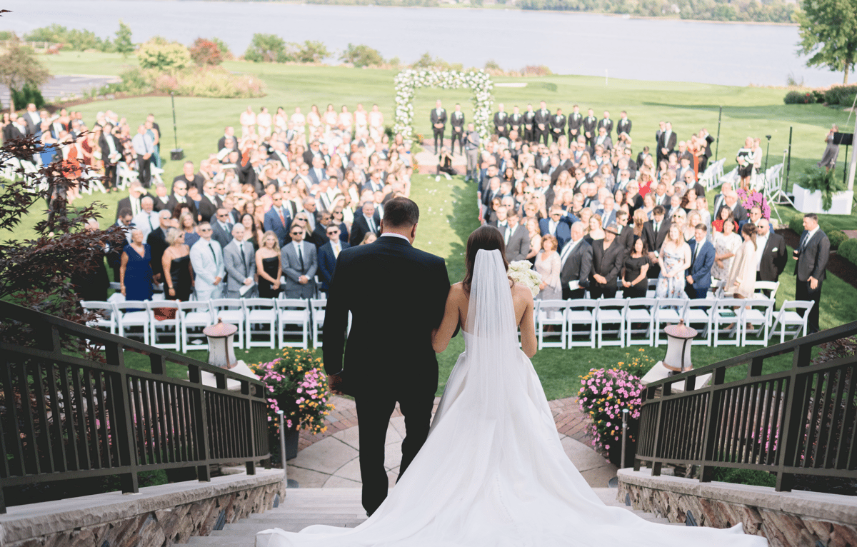 father-walks-bride-down-the-aisle
